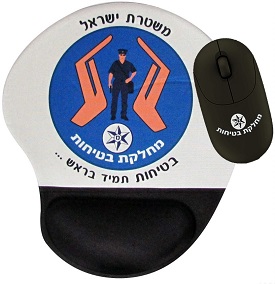 פד לעכבר ממותג