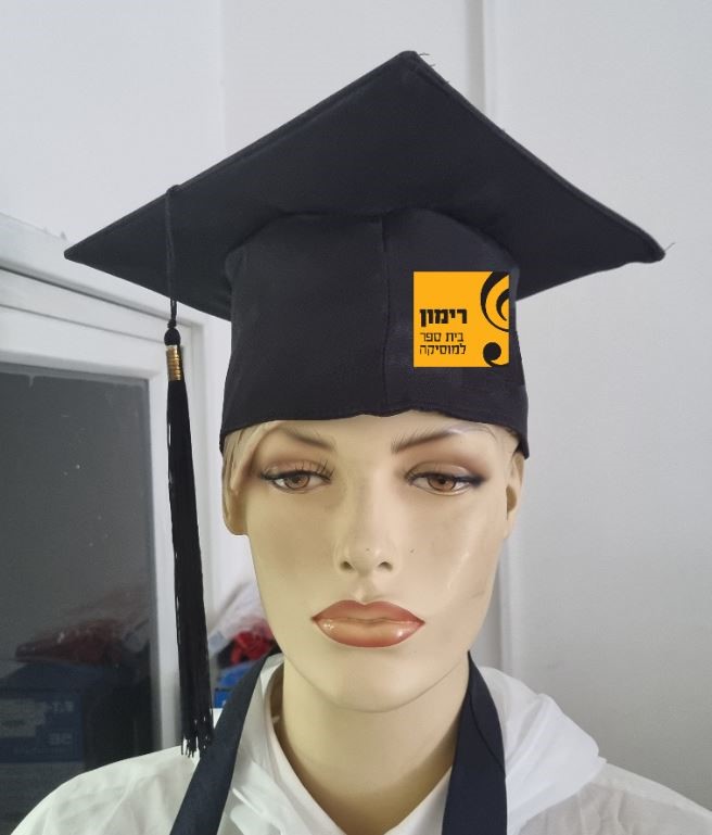 כובע סיום תואר – תמונה 4 כובע סיום תואר – תמונה 4